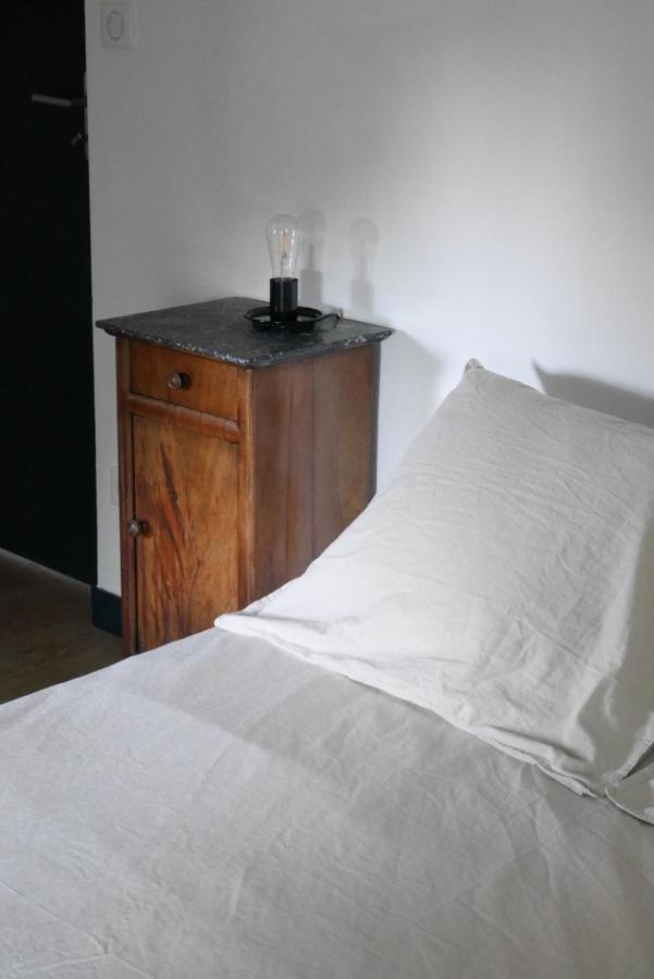 Saint-Pierre-Duchamp L'Auberge Du Campos מראה חיצוני תמונה