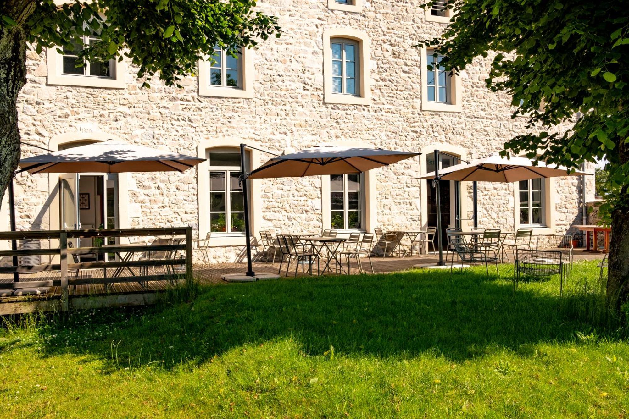 Saint-Pierre-Duchamp L'Auberge Du Campos מראה חיצוני תמונה
